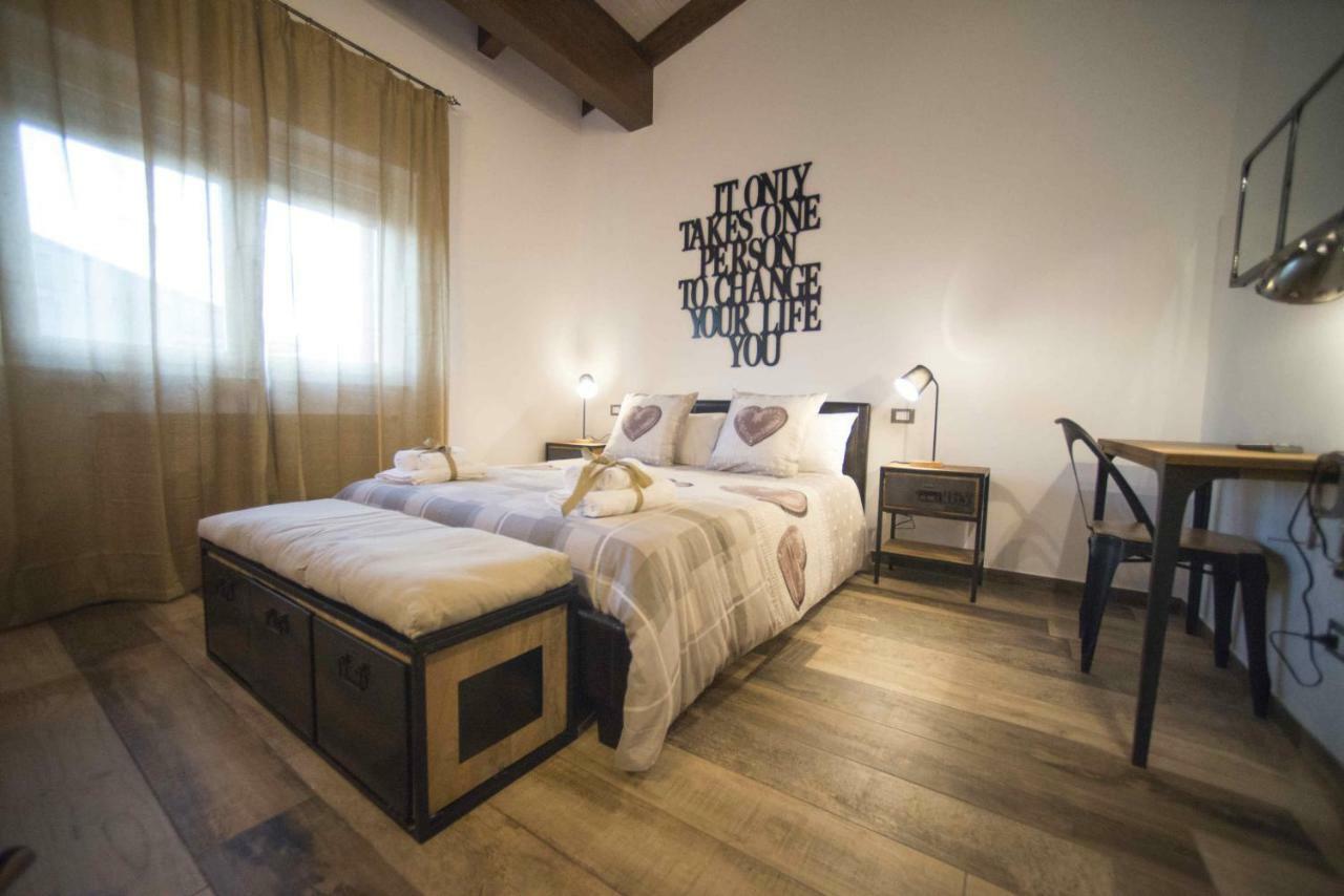 Cristiano Hotel Cosenza Exterior photo